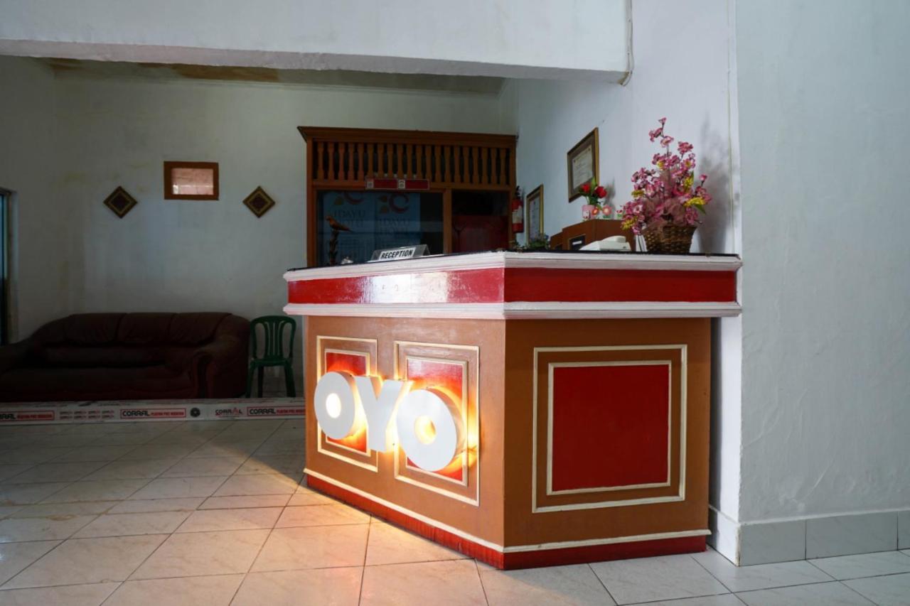 Oyo 2876 Hotel Idayu Palembang Esterno foto
